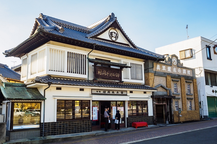 ▲小城市「村岡總本舖羊羹資料館」，在這裡不但能了解羊羹文化，參觀後還可以免費品嘗小城羊羹。　圖：陳思翰／攝影