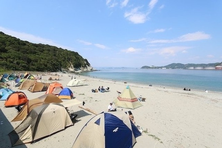 和歌山縣無人島地ノ島網站翻新，強打包島旅遊方案。    圖：株式会社ジョブライブ／來源