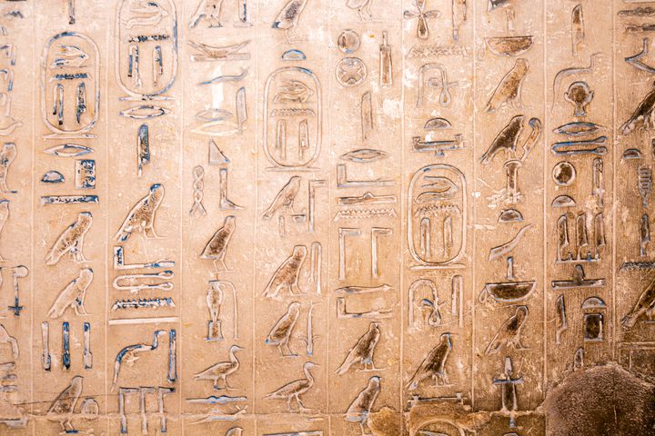 ▲烏納斯金字塔牆壁上的象形文字。　 圖：shutterstock╱來源