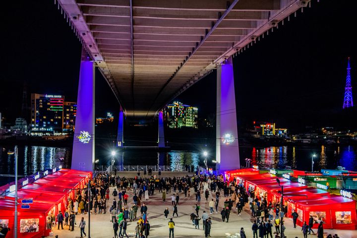 ▲鐘浦海洋公園是感受麗水夜海的好地方。　圖：韓國-麗水市╱提供