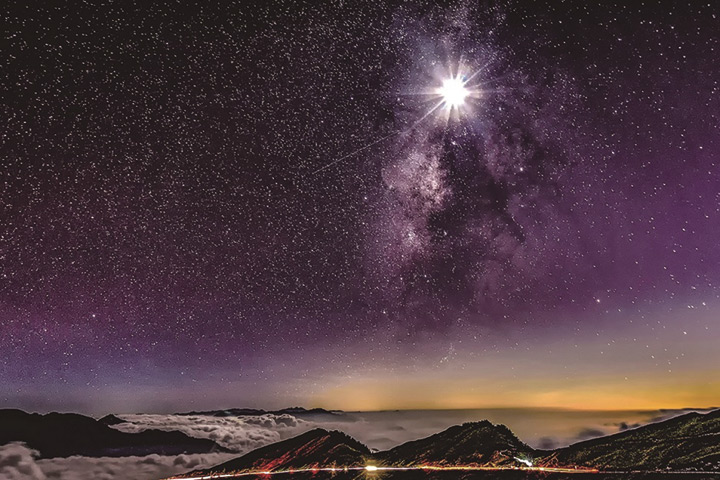 合歡山的國際暗空公園海拔高、視野遼闊是絕佳觀星點。　圖：南投縣政府／提供
