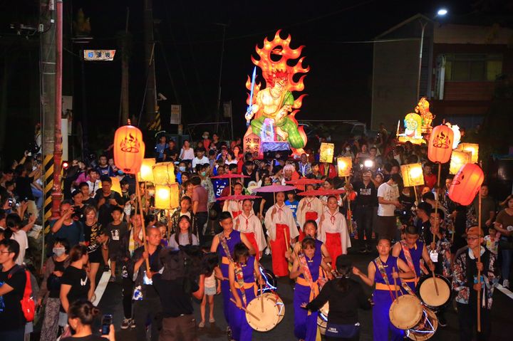 ▲關子嶺花燈夜祭巡行活動。　圖：台南市政府觀光旅遊局／提供