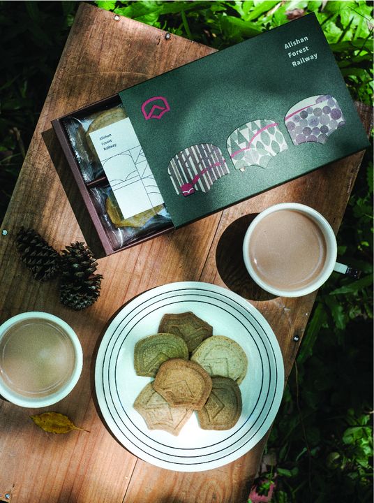 ▲林鐵餅乾選用阿里山咖啡與茶葉製作。　圖：林鐵及文資處／提供