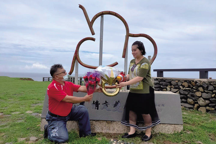 ▲帶領旅客探訪南方四島與七美各個景點。　圖：台南市馬沙溝觀光休閒協會／提供