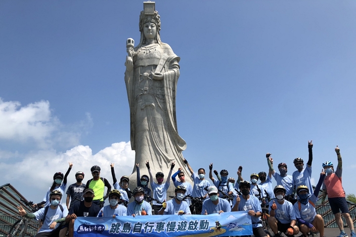 ▲以單車遊馬祖，也可以在南竿、北竿、莒光遊客中心租借自行車。　圖：馬祖國家風景區管理處／提供