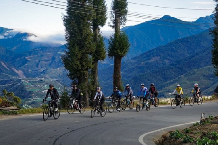 梨山風景區沿途美景，體驗雲端上的自行車壯遊。　圖：交通部觀光局參山國家風景區管理處╱提供 