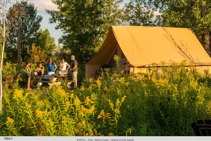 ▲位於布謝維爾國家公園的帳篷屋。　圖：加拿大旅遊局-Mathieu Dupuis／來源
