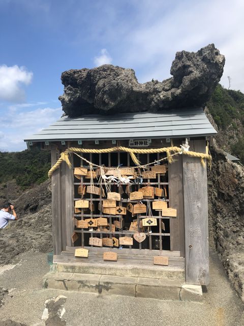 ▲石廊崎海岬末端的「熊野神社」。　圖：美好伊豆創造中心／提供