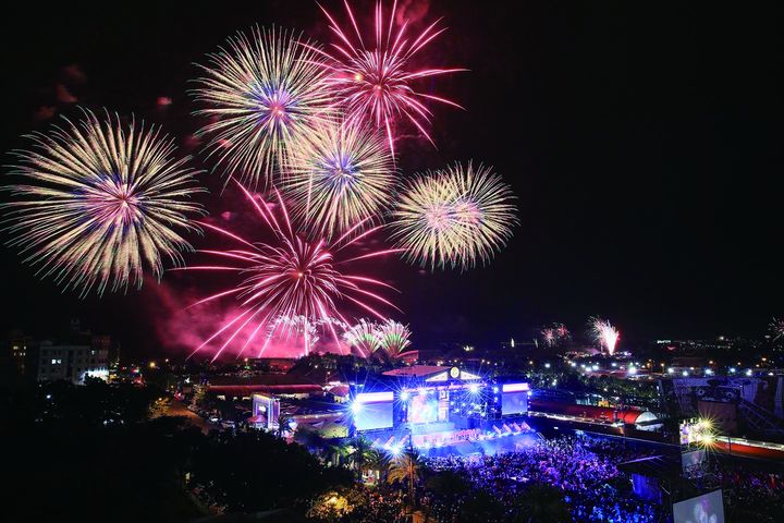 太平洋觀光節跨年演唱會連續6天6夜在花蓮市東大門廣場舉行。　圖：花蓮縣政府／提供