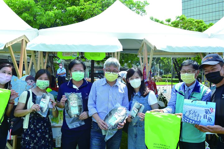 ▲雲嘉南鹹味浪潮諸多地方特色美食，讓更多人認識雲嘉南美味好物。　記者-王政／攝