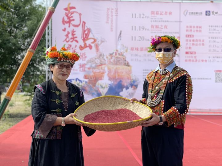 ▲紅藜是釀製小米酒的重要材料之一。　圖：茂林國家風景區管理處／提供