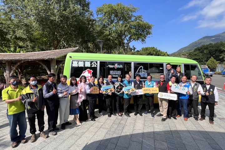 ▲搭台灣好行瑞里線，輕鬆暢遊西北廊道。　圖：阿里山國家風景區管理處／提供