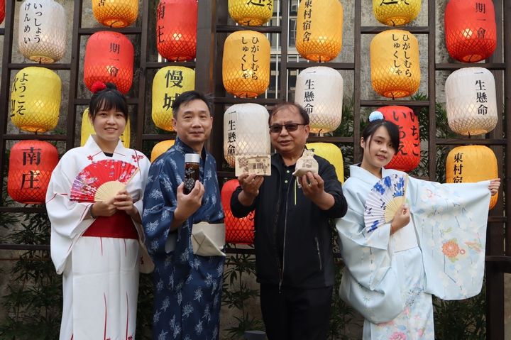 ▲東村宿舍也有以竹編工藝及螢火蟲生態等在地特色編製燈籠點綴周遭。　圖：參山國家風景區管理處／提供