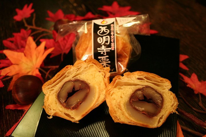 秋田角館甜點店プチフレーズ的西明寺栗泡芙是人氣長銷商品。　圖：日本旅行情報局／提供