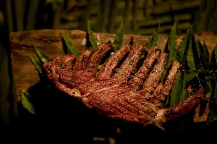 ▲餐桌上的部落旅行，享用原始的自然山地食材。　圖：花東縱谷國家風景區管理處／提供