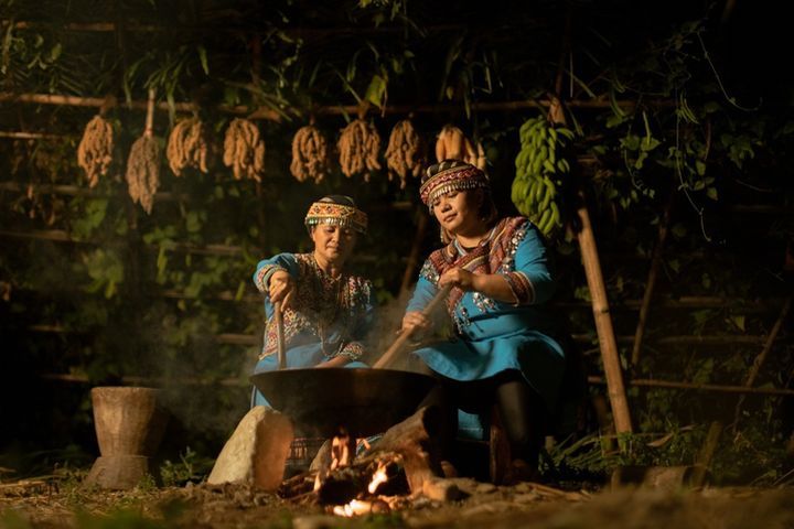 「餐桌上的部落旅行」  相約月光下的小米鞦韆餐桌