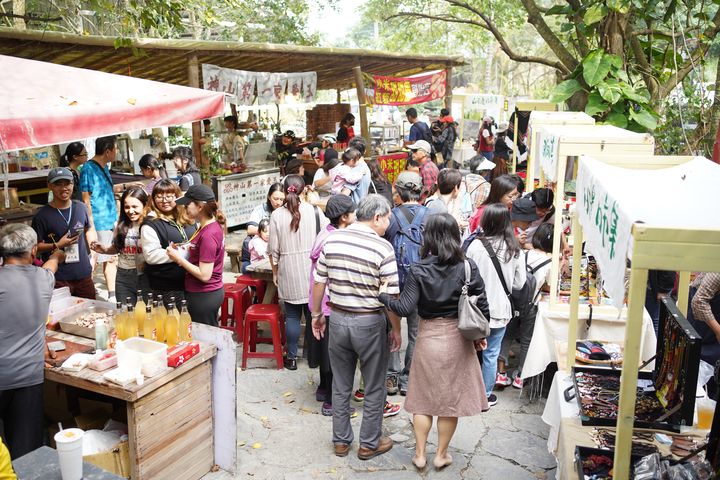 ▲「山那邊市集」集點抽獎與DIY體驗。　圖：茂林國家風景區管理處／提供