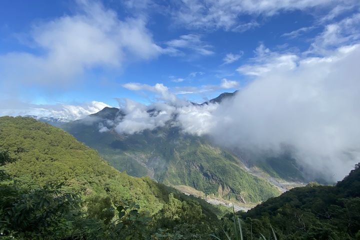 漫遊高屏山麓 山旅輕行徜徉好時光