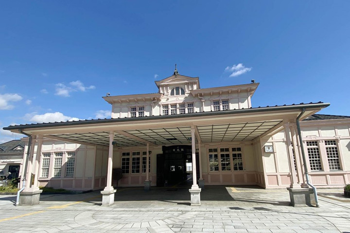 ▲JR日光站本體建築是逾百年木造老車站。　圖：東日本旅客鐵路株式會社／提供
