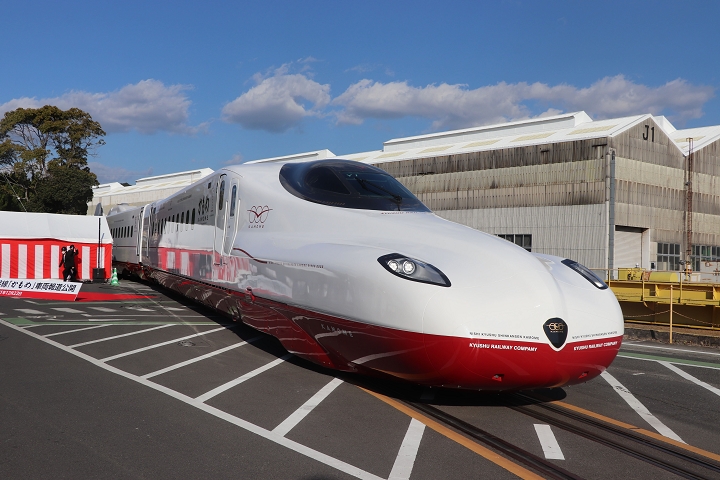 西九州新幹線列車將於秋季上路，提升九州西部的交通便利性。　圖：九州旅客鐵道株式會社／提供