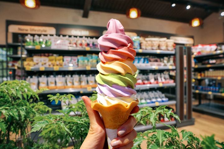 ▲北海道6色彩虹冰淇淋。　圖：66 Cheesecake／提供