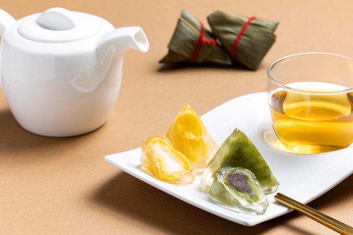 冰粽口味是夏天最受歡迎的「芒果卡士達」及「抹茶紅豆」，每一口都是清涼的幸福好滋味。　圖：凱撒飯店連鎖／提供 