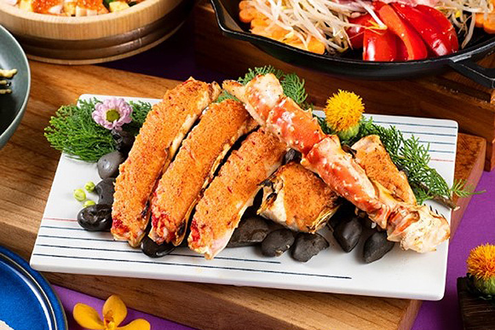 ▲5月限定料理「烤帝王蟹」。　圖：JR東日本大飯店 台北／提供