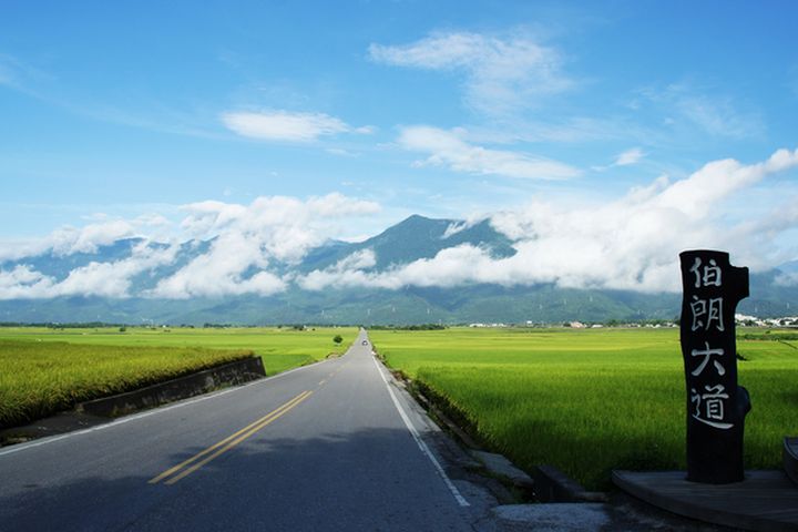 騎乘單車，換個方式與速度感受台東之美。　圖：shutterstoc／來源