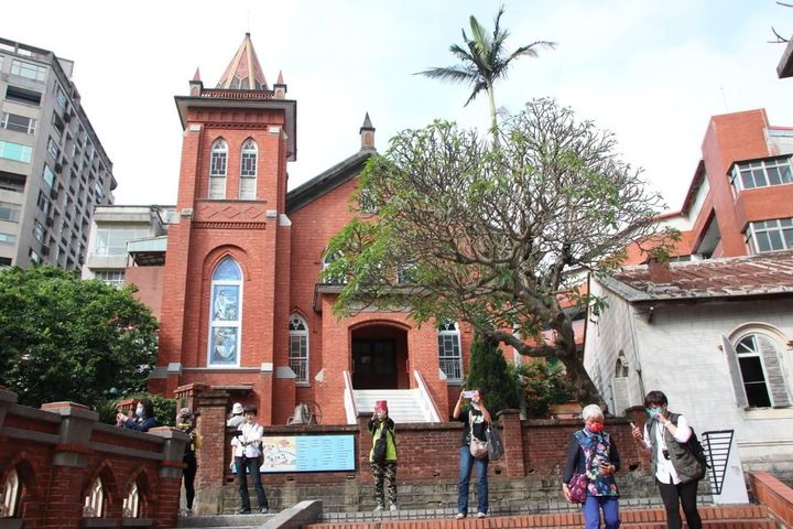 戶外走讀閱讀馬偕活動。　圖：旅學堂／提供