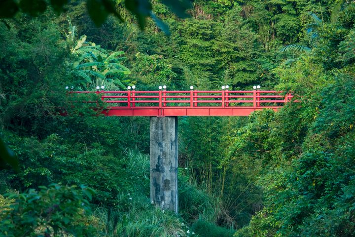 新北市山區有滿滿負離子，平溪、菁桐是一日小旅行的好選擇。　圖：shutterstock／來源