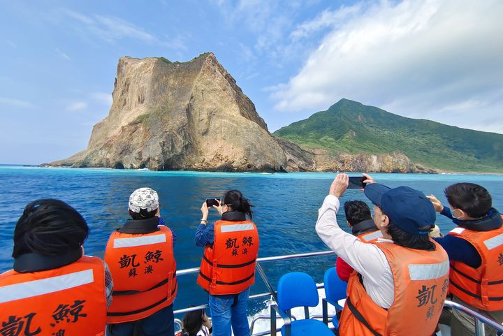 ▲龜山島繞島遊程。　圖：東北角暨宜蘭海岸國家風景區管理處／提供