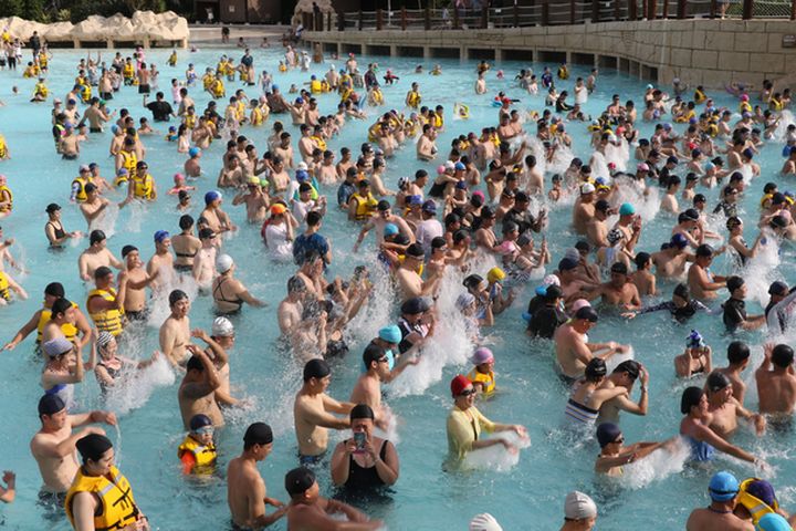 COOL浪持續催落去！馬拉灣戲水延至10月底休園