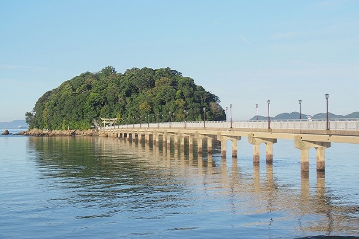 位於愛知縣蒲郡市的竹島，是日本有名的開運聖地。　圖：愛知縣東三河廣域觀光協議會／提供