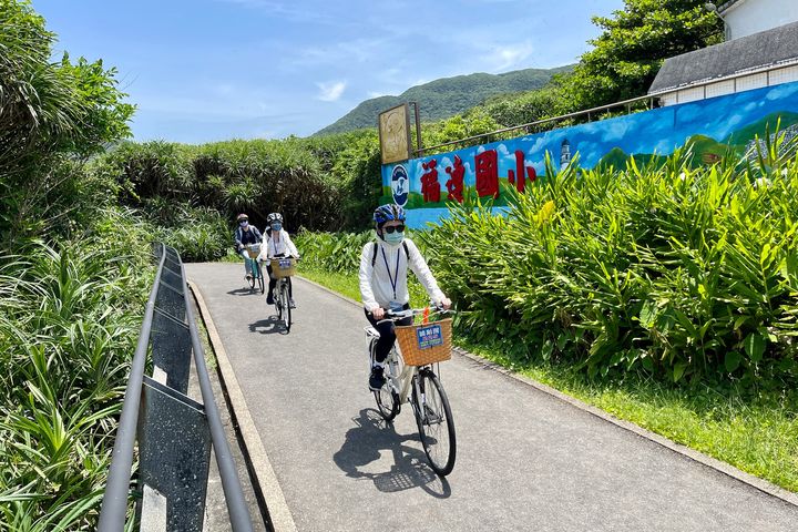 透過自行車深度旅程，感受東北角別樣風情。　圖：東北角暨宜蘭海岸國家風景區管理處／提供