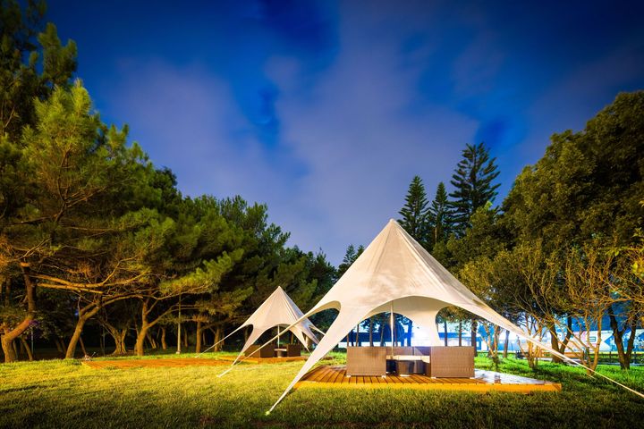 ▲天幕廣場－舒適寬敞的戶外空間，適合各種團體包場活動及野餐。　圖：天成飯店集團／提供