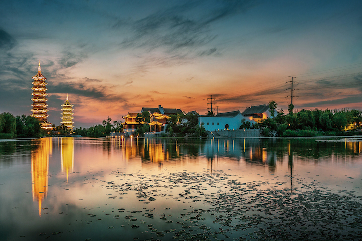 ▲夕陽下的古黃河公園。　圖：海峽兩岸旅遊交流協會／提供