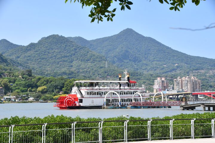 ▲換個角度，體驗關渡藍色公路微旅行。　圖：台灣永續觀光發展協會／提供