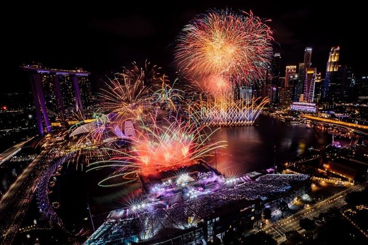 ▲新加坡將睽違三年再次舉辦「2022-2023 STAR ISLAND煙火音樂劇」，將於12月31日在濱海灣浮動舞台登場。　圖：新加坡旅遊局／來源