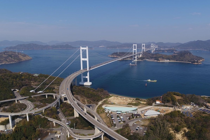 ▲「島波海道」迷人美景吸引國內外遊客到訪騎車漫遊。　圖：愛媛縣觀光物產協會／來源