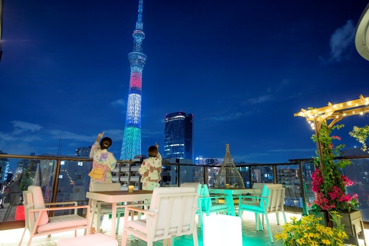 樓頂空中花園露台，提供下榻旅客欣賞東京晴空塔的最佳視野。　圖：SOLA HOTEL／來源
