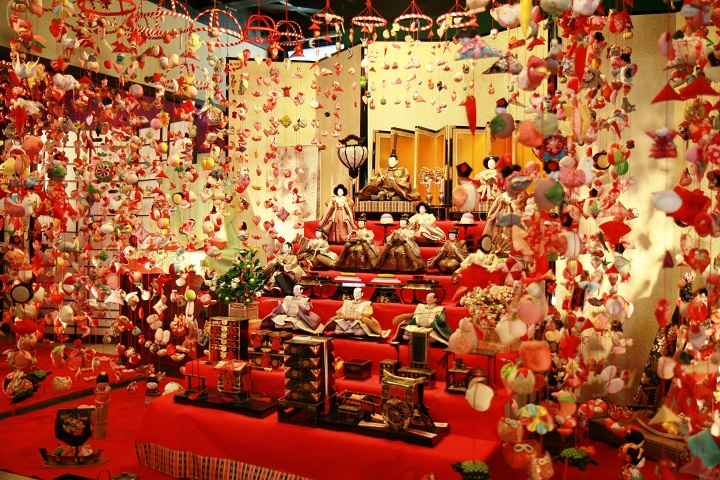 靜岡的伊豆稻取溫泉是女兒節雛吊飾的發源地。　圖：靜岡縣／提供