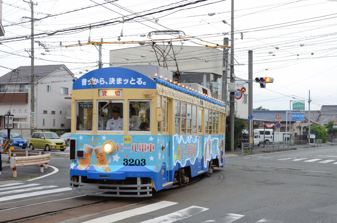 ▲6月中旬至9月中旬推出夏天限定的納涼啤酒路面電車。　圖：愛知縣東三河廣域觀光協議會／提供