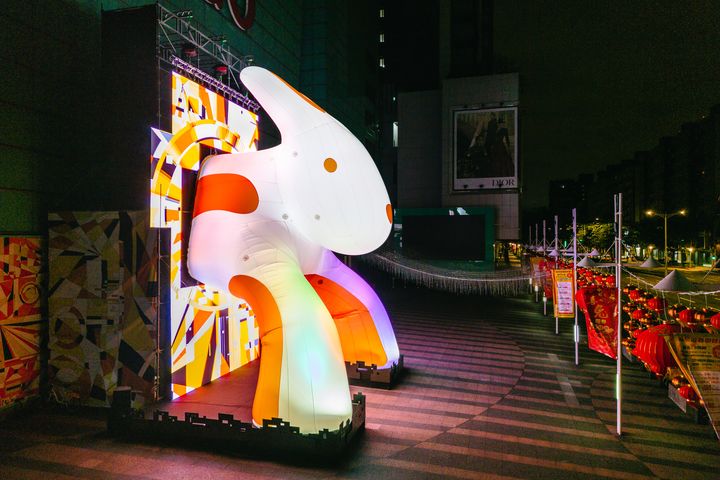 ▲未來 · 穿梭 · 兔子洞－陳普。　圖：臺北市政府觀光傳播局／提供