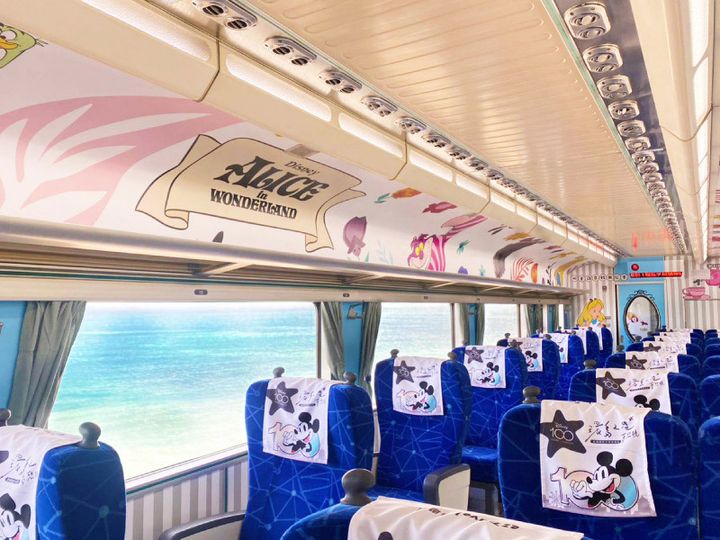 ▲南迴海景的「望海套票」，享受海上列車的漸層藍夢幻景緻。　圖：易遊網／提供