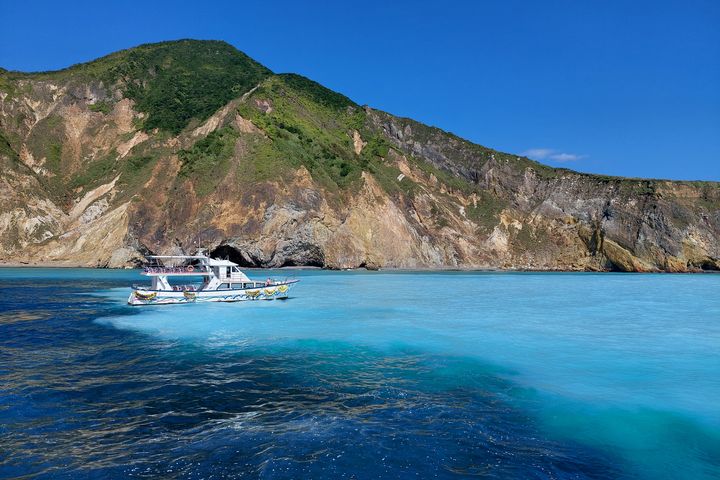 純淨的龜山島以豐富自然生態美景榮獲國際生態獎項肯定。　圖：東北角管理處／提供 