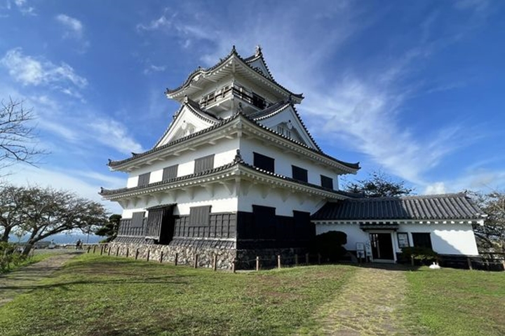 ▲漫步城山公園時能順遊館山城，登高眺望周圍市街風光。　圖：向日遊顧問有限公司／來源