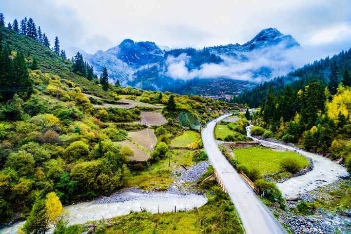 ▲甘南每年6月～8月是最佳旅遊季節。　圖：shutterstock／來源