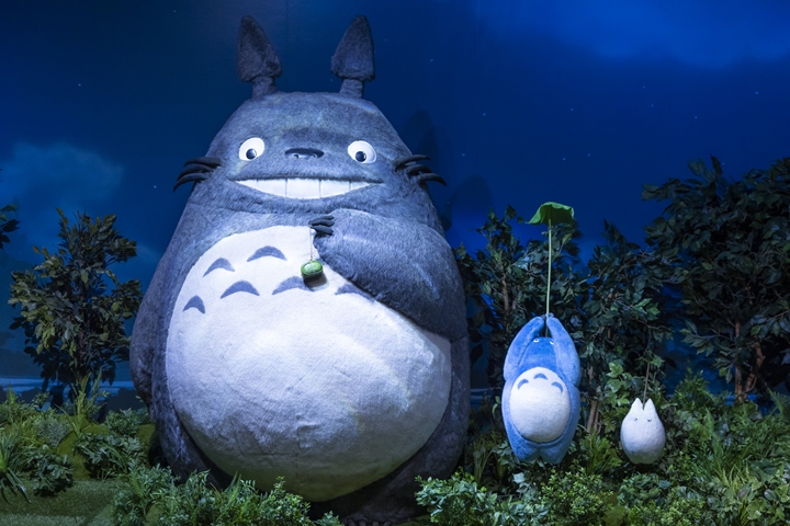 ▲大、中、小龍貓的表情各有不同。　圖：©RENGAYA ©Studio Ghibli／來源