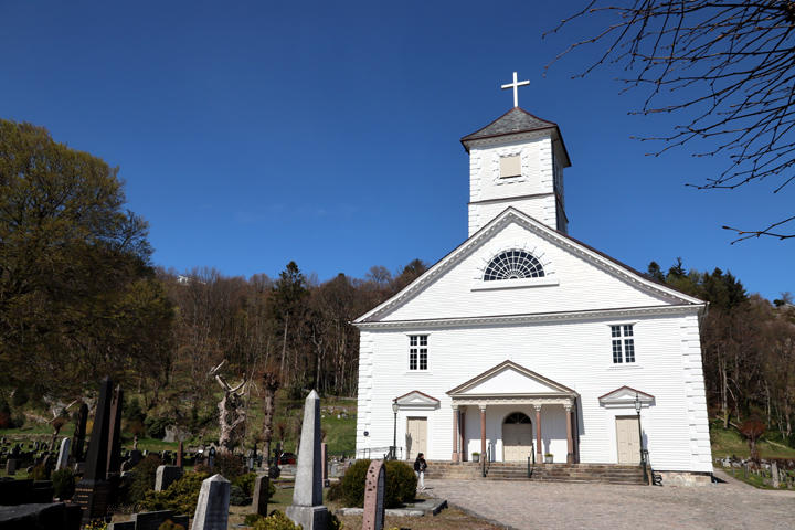 ▲挪威最大木結構教堂－曼達爾教堂。　記者-周威廷／攝