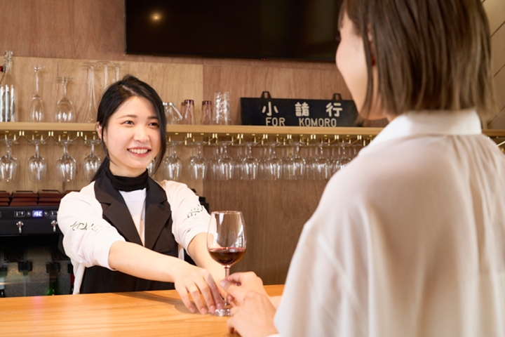 ▲紅酒Bar設施「E'CUVE 小諸」自輕井澤站搭乘信濃鐵道，約25分鐘就能抵達。　圖：TEMS CORPORATION／來源